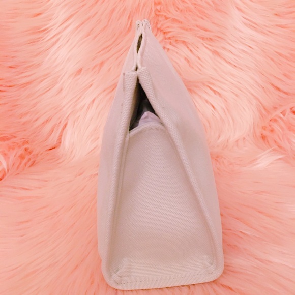 🌴SUMMER SALE🌴💯✔️ Authentic Dior Cotton Canvas Makeup Bag or Clutch - Picture 3 of 4